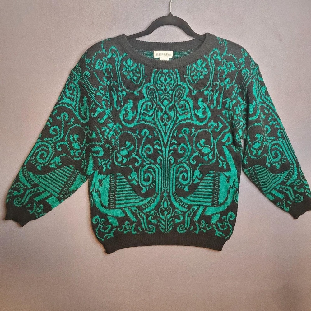 Vintage Victoria Jones Women's M Black w/ Green Paisley Filigree Sweater Taiwan